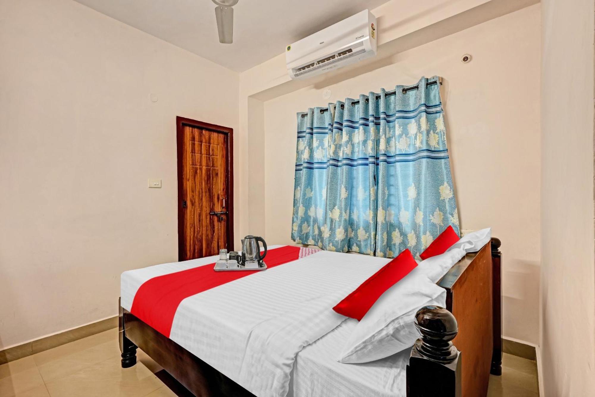 Hotel O Coastal Inn Luxury Service Apartments Kākināda Екстериор снимка