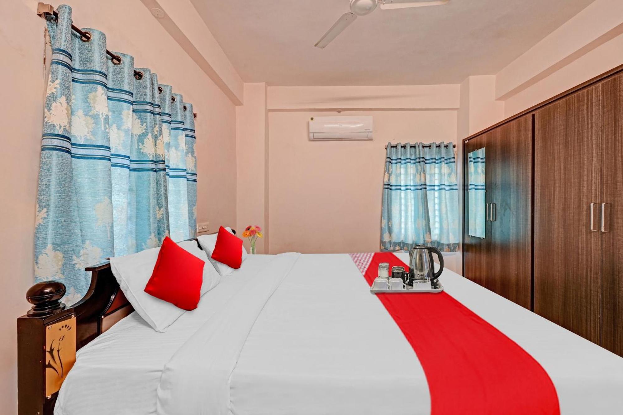 Hotel O Coastal Inn Luxury Service Apartments Kākināda Екстериор снимка