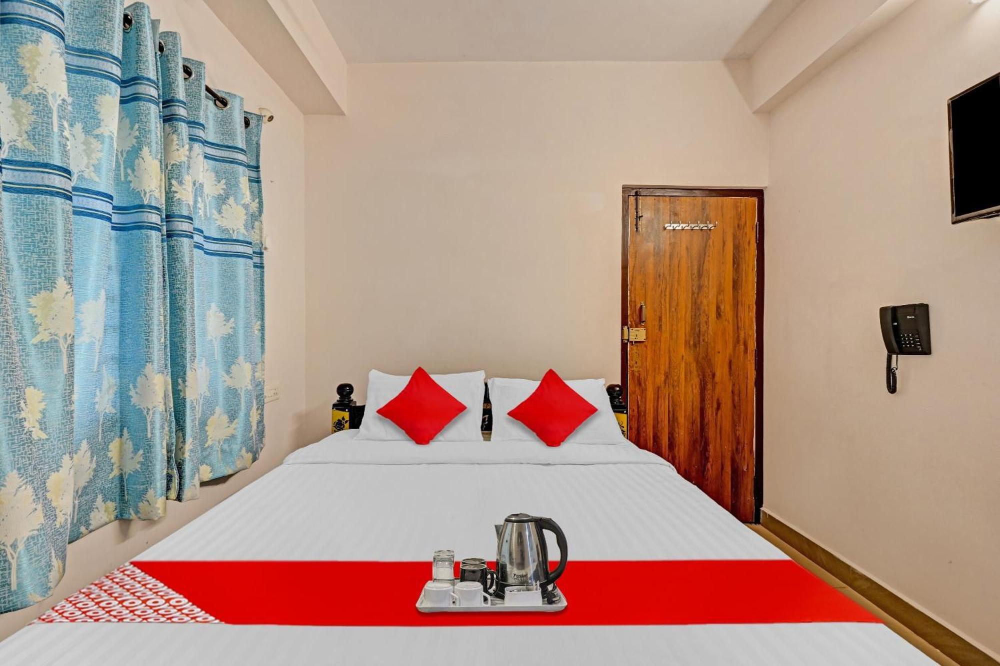 Hotel O Coastal Inn Luxury Service Apartments Kākināda Екстериор снимка